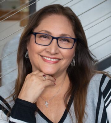 Isela-Ochoa---Operations-Manager